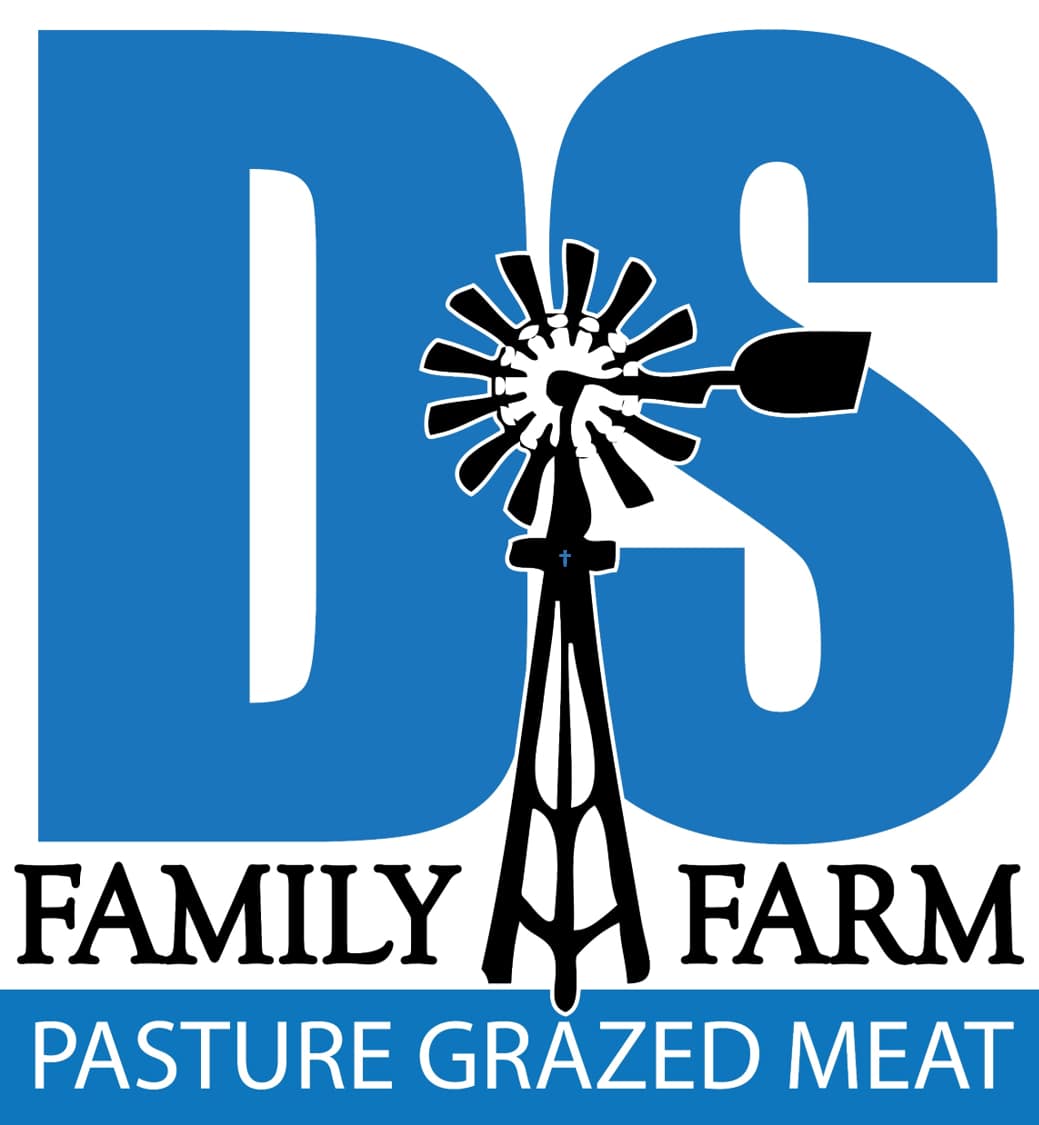 DS Family Farm Logo
